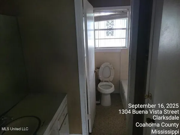 $34,900 | 1304 Buena Vista Street, Clarksdale, MS 38614