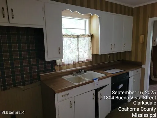 $34,900 | 1304 Buena Vista Street, Clarksdale, MS 38614