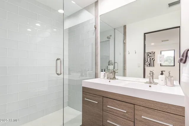 $1,950,000 | 4514 North 35th Place, Phoenix, AZ 85018