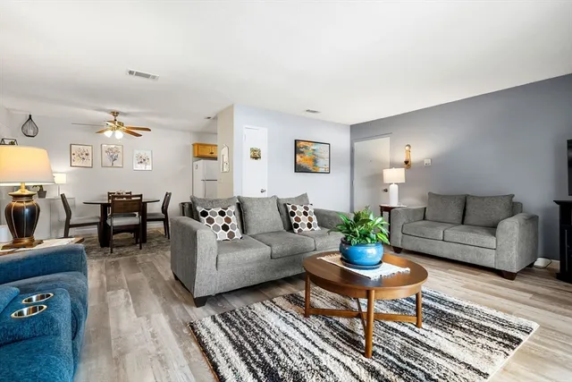 $339,900 | 17 Thayer Pond Drive, Unit 2, Oxford, MA 01537