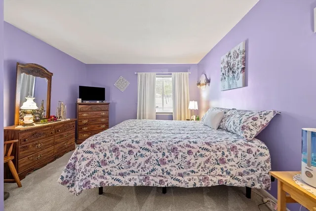 $339,900 | 17 Thayer Pond Drive, Unit 2, Oxford, MA 01537