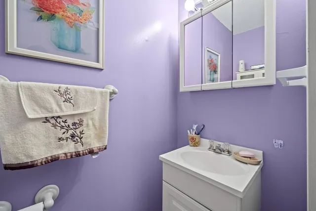 $339,900 | 17 Thayer Pond Drive, Unit 2, Oxford, MA 01537