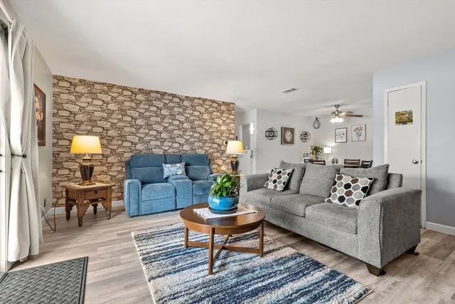 $339,900 | 17 Thayer Pond Drive, Unit 2, Oxford, MA 01537