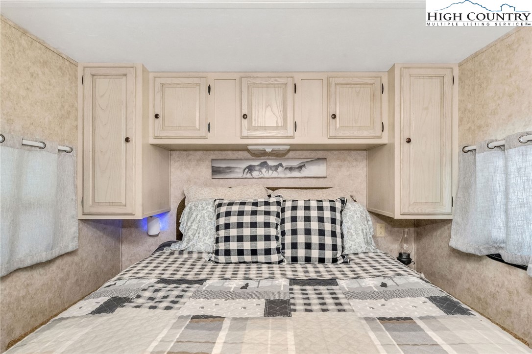 2314 North Fork New River Road Lansing, NC 28643 - Photo 20 of 50