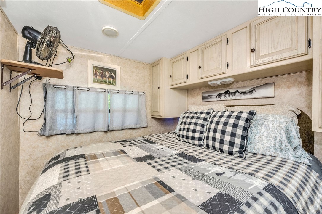 2314 North Fork New River Road Lansing, NC 28643 - Photo 21 of 50