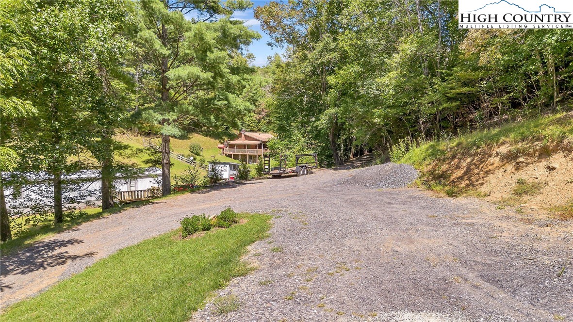 2314 North Fork New River Road Lansing, NC 28643 - Photo 9 of 50