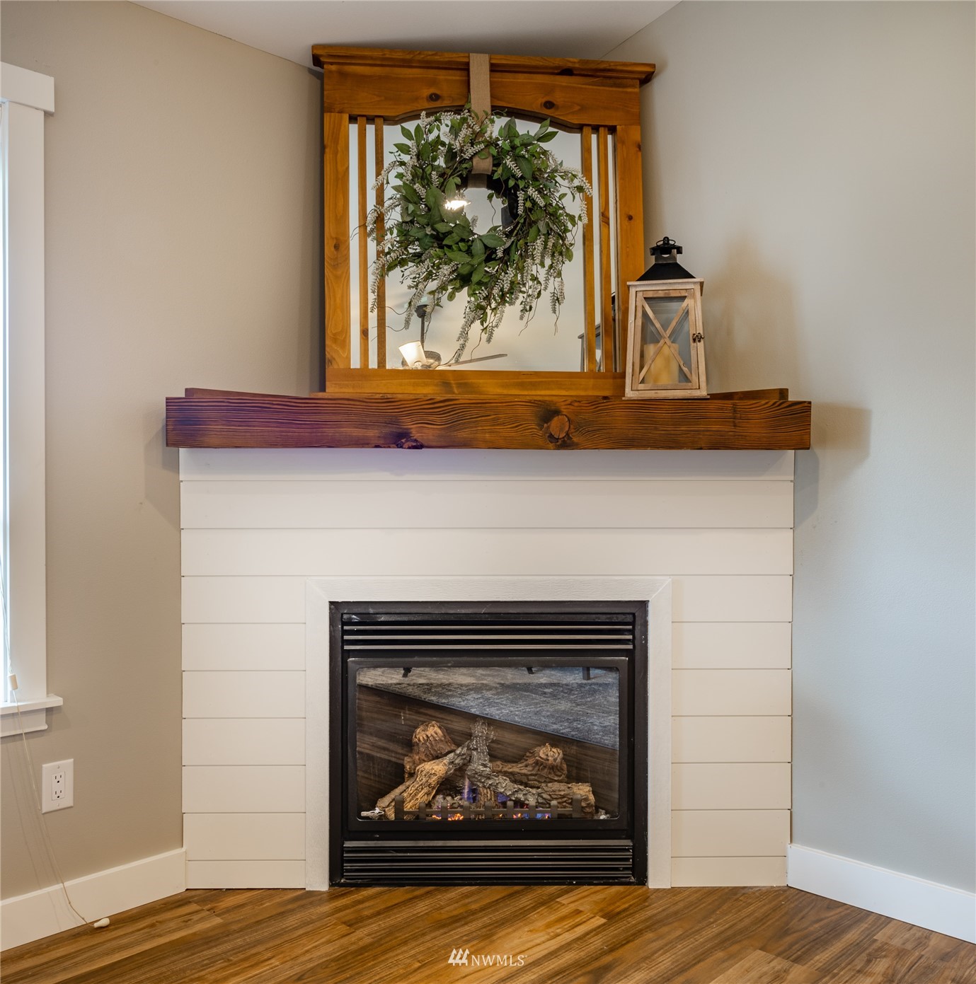 409 Amareen Court Nooksack, WA 98276 - Photo 5 of 35 a living room with a fireplace