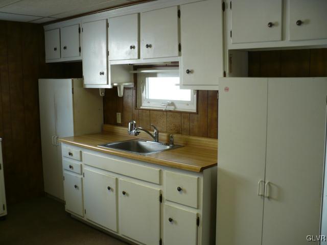 1327 Catasauqua Road Bethlehem, PA 18017 - Photo 2 of 4 Gallery Image 2