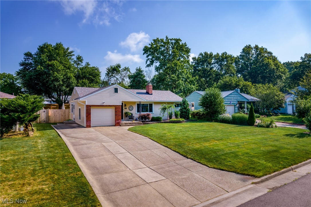 1885 Stabler Road Akron, OH 44313 - Photo 5 of 42 Gallery Image 5