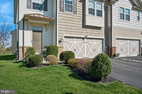 $699,900 | 405 Sanctuary Court, North Wales, PA 19454