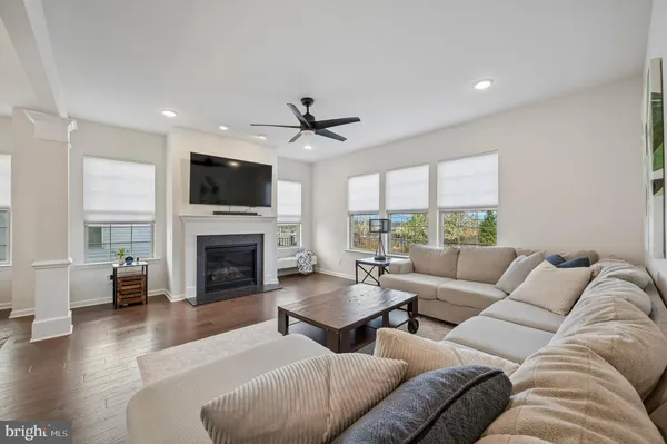 $699,900 | 405 Sanctuary Court, North Wales, PA 19454