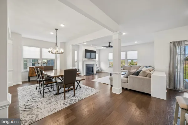 $699,900 | 405 Sanctuary Court, North Wales, PA 19454