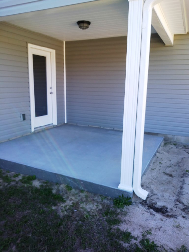 115 May Road Thomson, GA 30824 - Photo 16 of 18 Porch