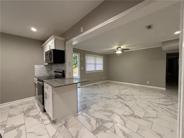 $1,650 | 1576 Carolyn Drive Southwest, Unit B, Stone Mountain, GA 30087