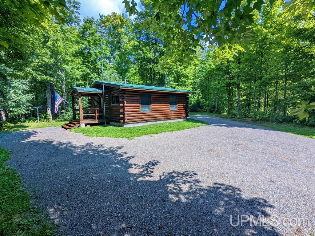 413 University Road Iron River, MI 49935 - Photo 17 of 24 Gallery Image 17