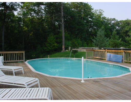 44 Arrowhead Farm Road Boxford, MA 01921 - Photo 24 of 28