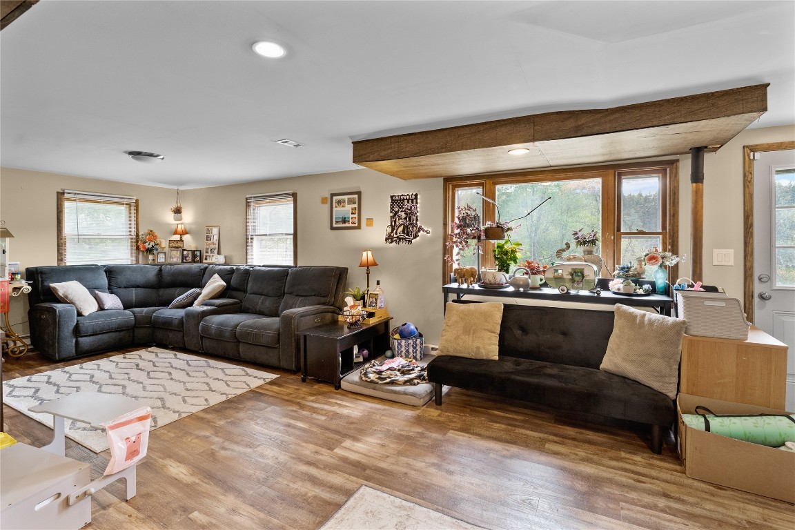 370 Nowlan Road Binghamton, NY 13904 - Photo 20 of 29