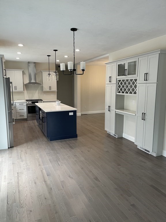118 Oxford Road Charlton, MA 01507 - Photo 2 of 15