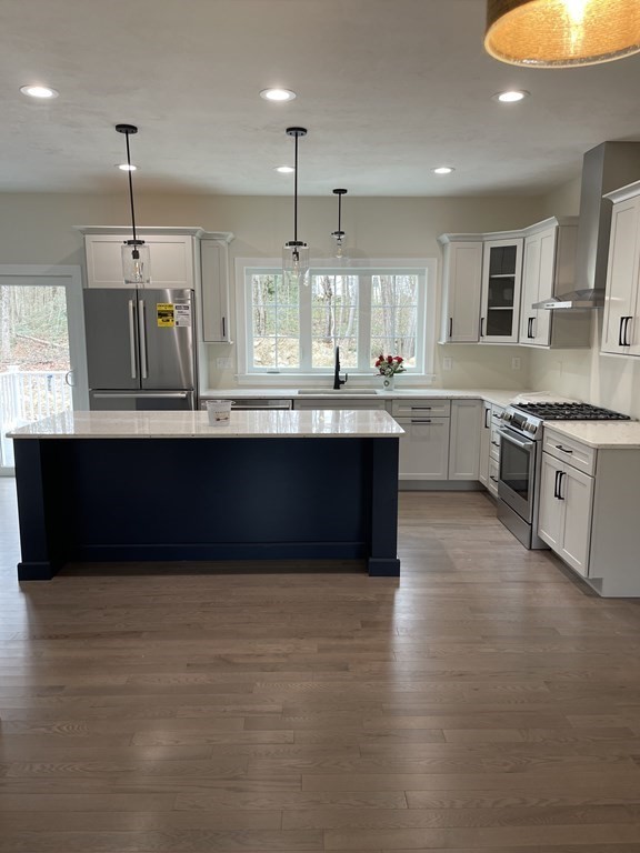 118 Oxford Road Charlton, MA 01507 - Photo 5 of 15