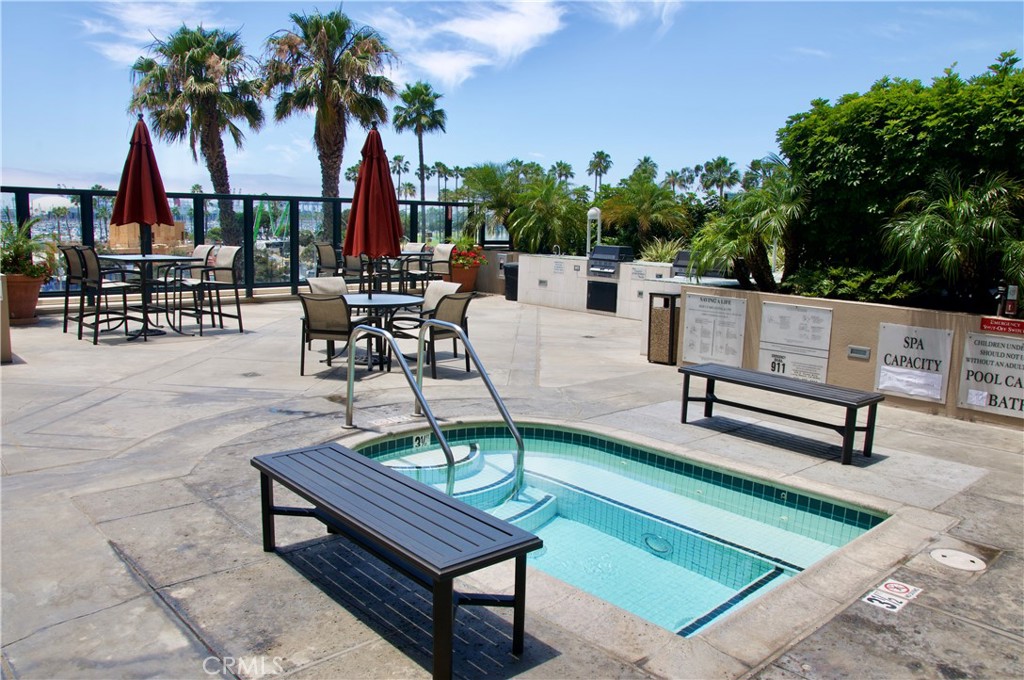 850 East Ocean Boulevard, Unit 1506 Long Beach, CA 90802 - Photo 42 of 58 a view of a backyard with sitting area