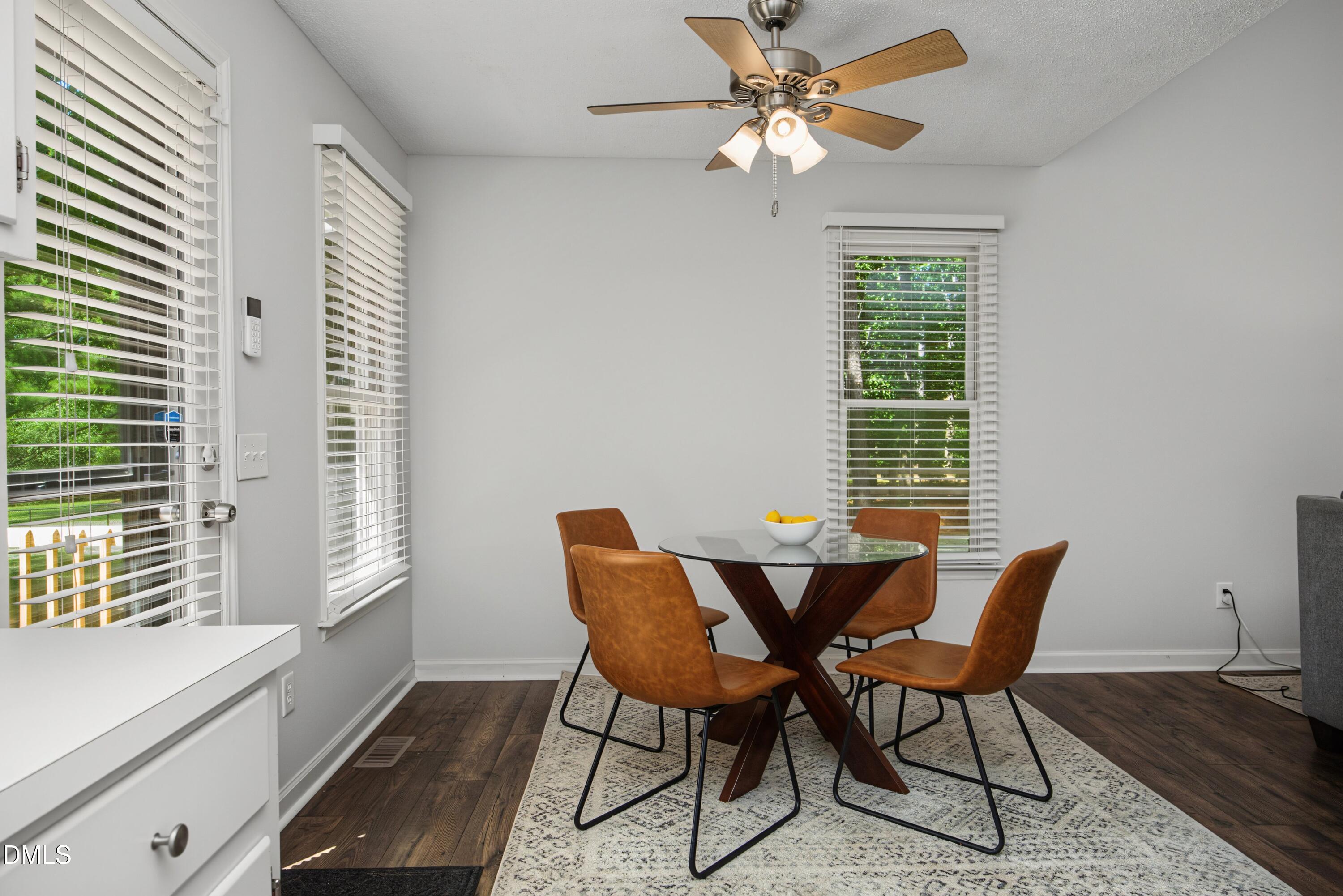217 Petty Road Sanford, NC 27330 - Photo 15 of 40 15Dining