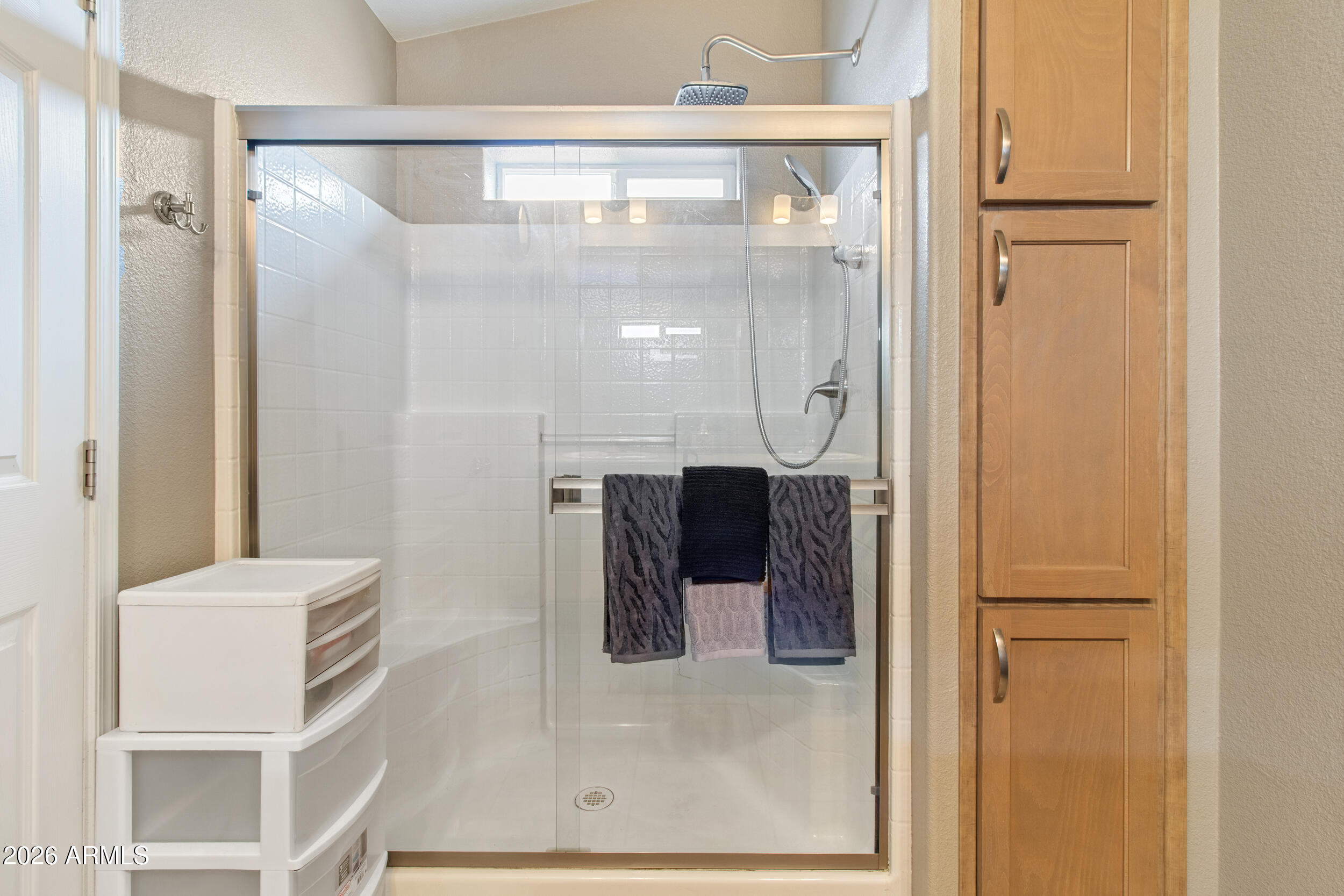 400 West Baseline Road, Unit 220 Tempe, AZ 85283 - Photo 27 of 52 a bathroom with a mirror