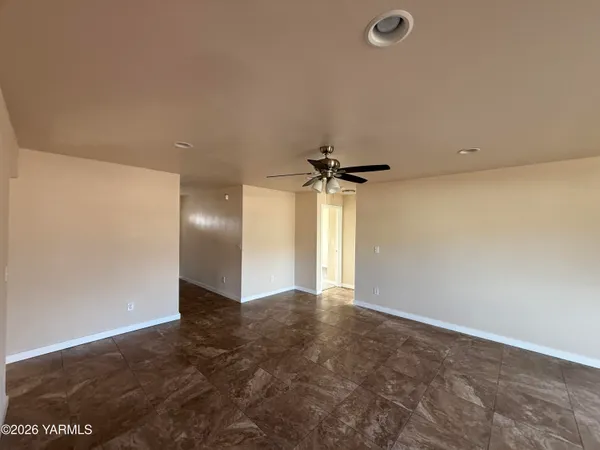 $349,900 | 1398 Ashbrooks Way, Tieton, WA 98947