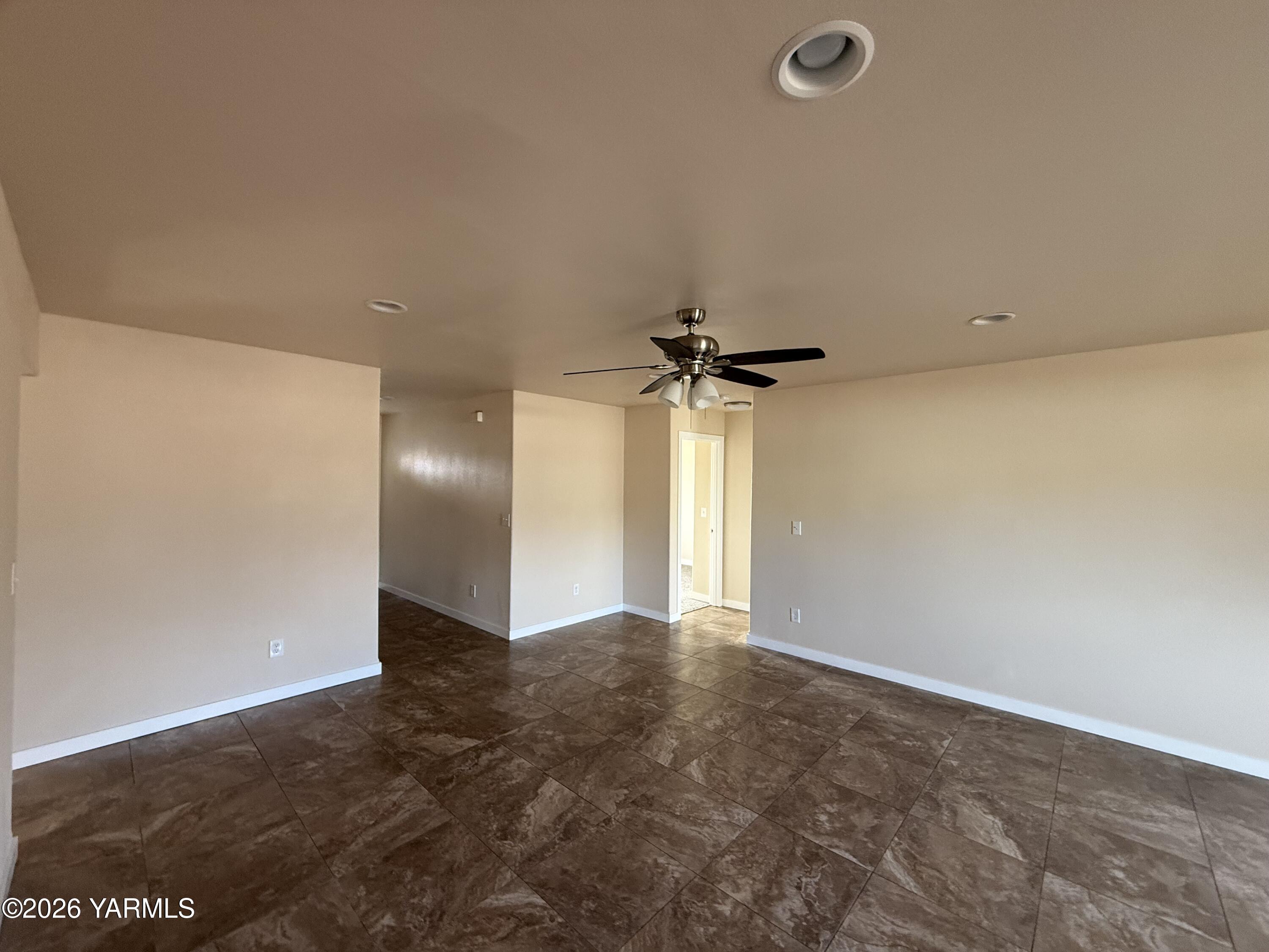 1398 Ashbrooks Way Tieton, WA 98947 - Photo 26 of 27 IMG_3662