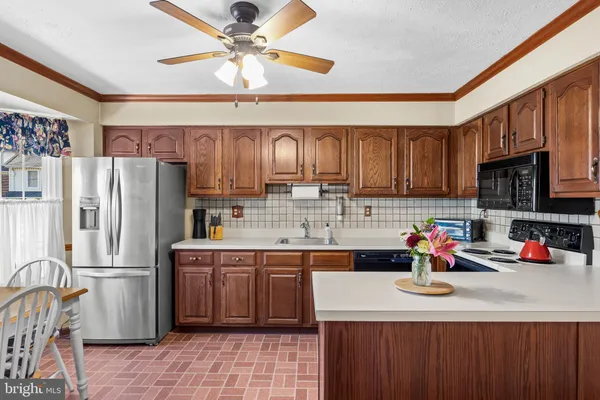 $400,000 | 1204 Virginia Court, Marlton, NJ 08053