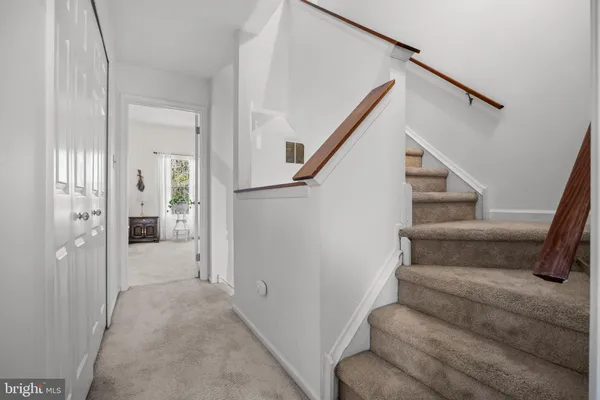 $400,000 | 1204 Virginia Court, Marlton, NJ 08053