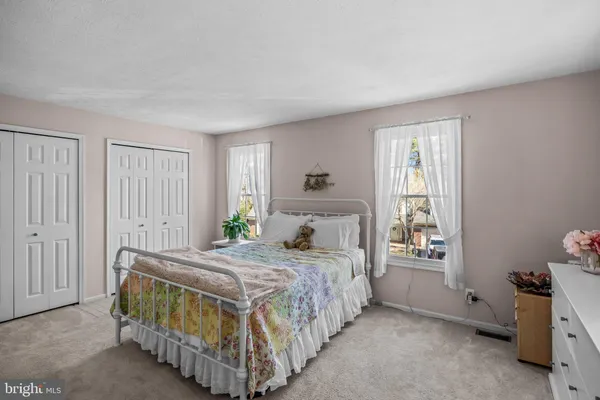 $400,000 | 1204 Virginia Court, Marlton, NJ 08053