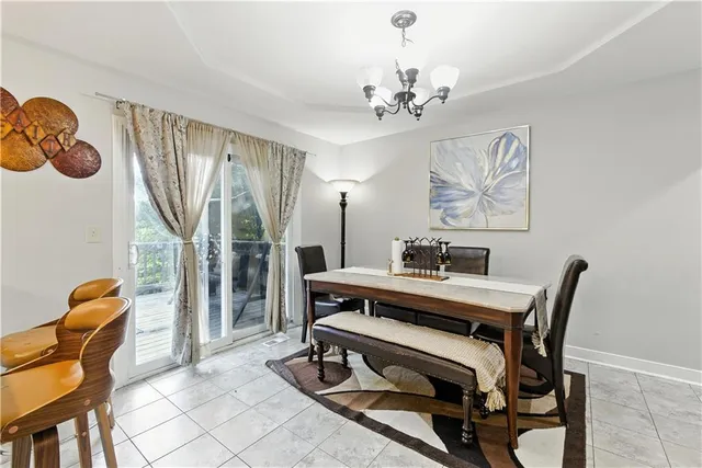 $339,900 | 915 Northwest 63rd Street, Kansas City, MO 64118