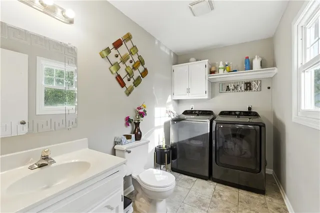 $339,900 | 915 Northwest 63rd Street, Kansas City, MO 64118