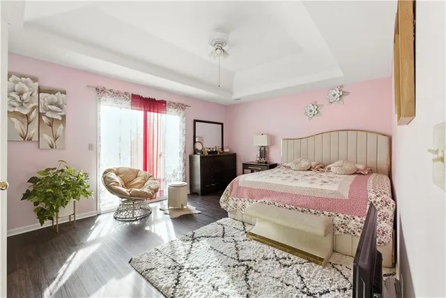 $339,900 | 915 Northwest 63rd Street, Kansas City, MO 64118