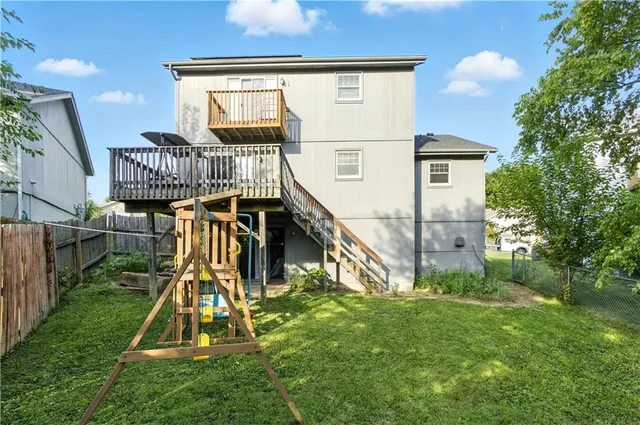 $339,900 | 915 Northwest 63rd Street, Kansas City, MO 64118