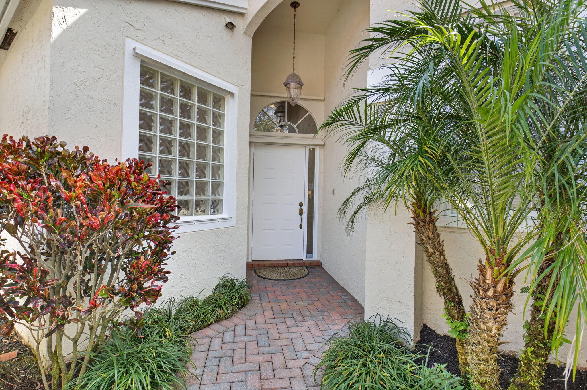 17382 Antigua Point Way Boca Raton, FL 33487 - Photo 5 of 52 5-web-or-mls-DSC_7407