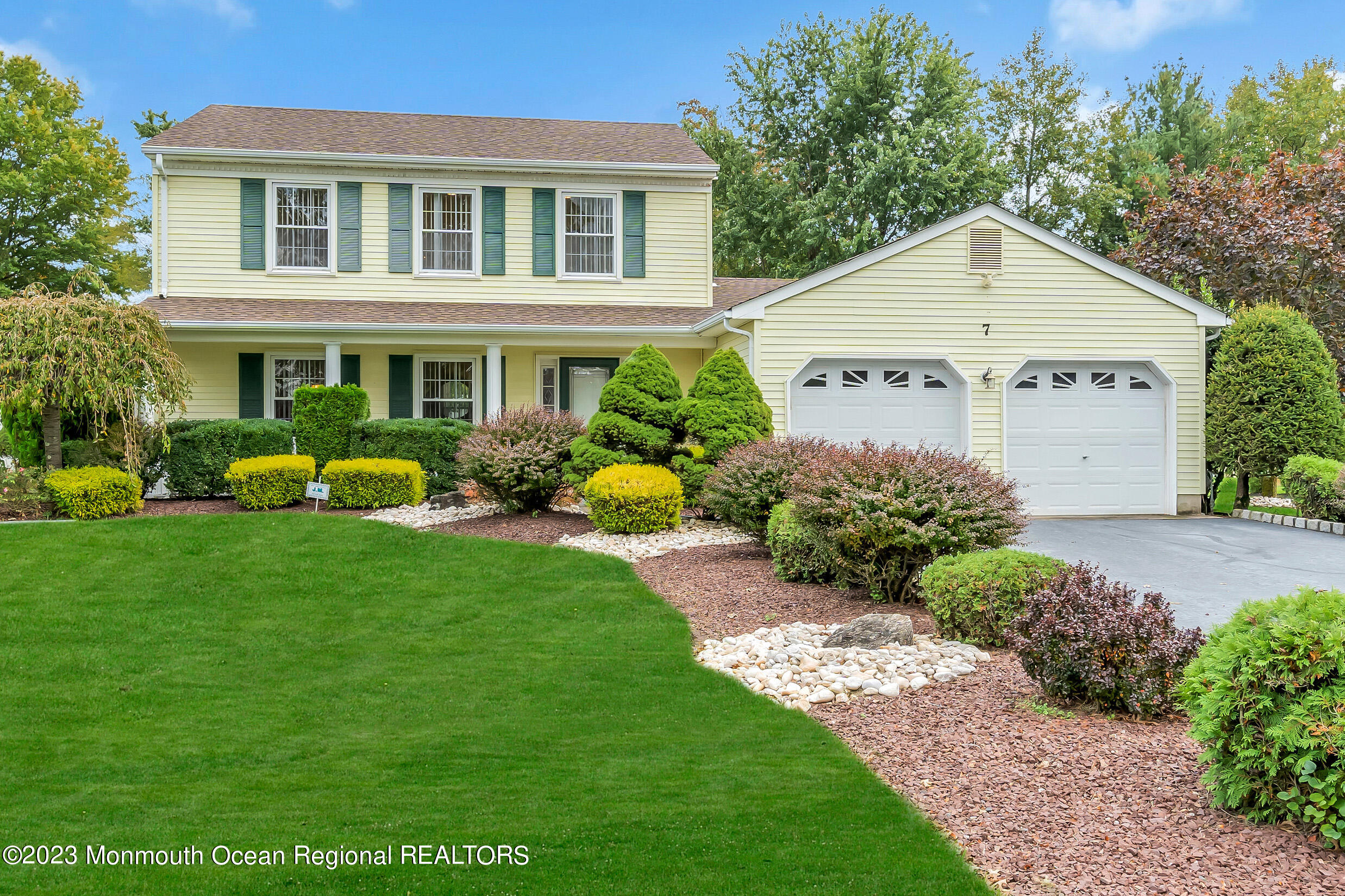 7 Regal Road Manalapan, NJ 07726 - Photo 1 of 36 Front
