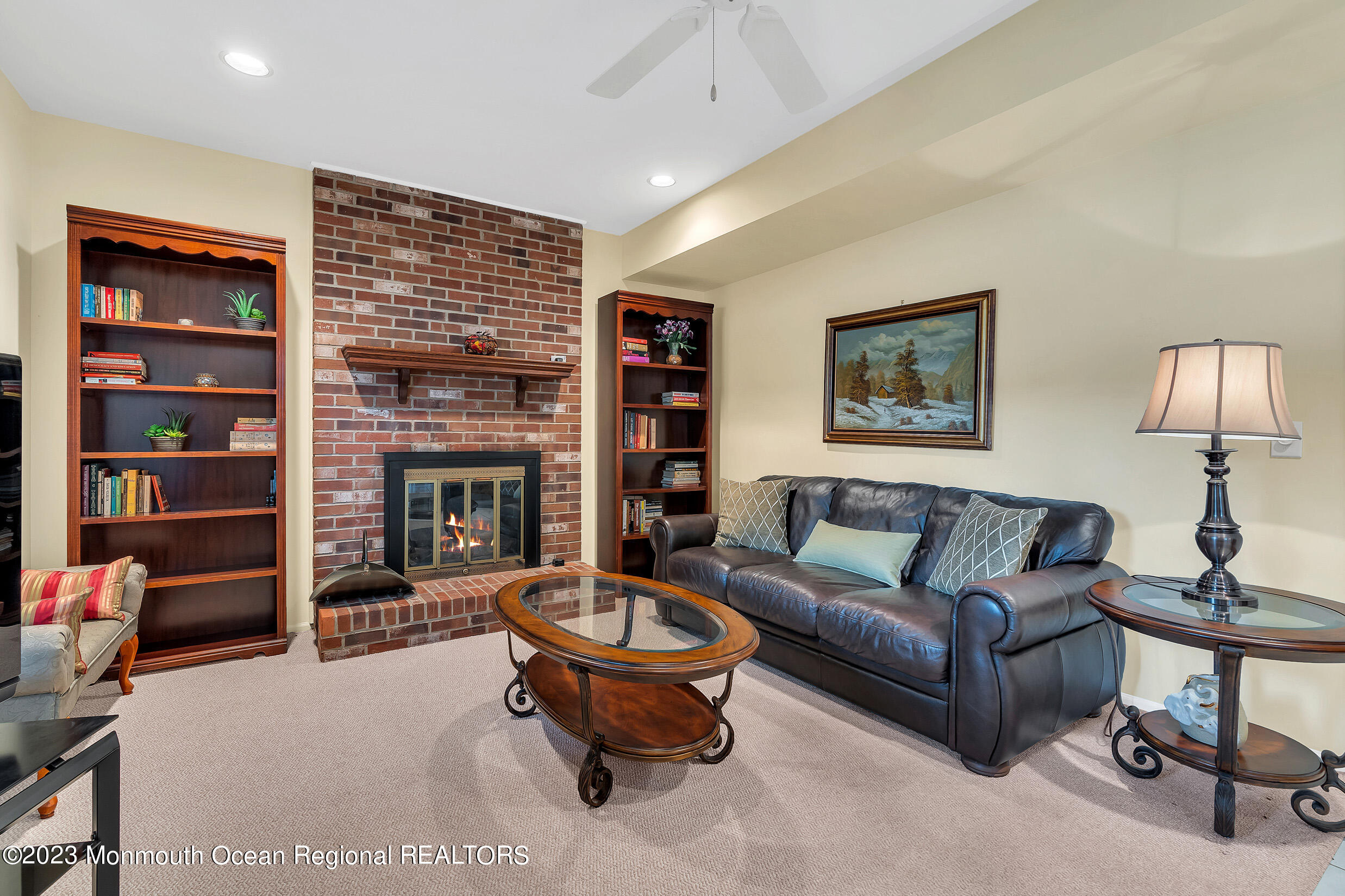 7 Regal Road Manalapan, NJ 07726 - Photo 21 of 36 5 (24)