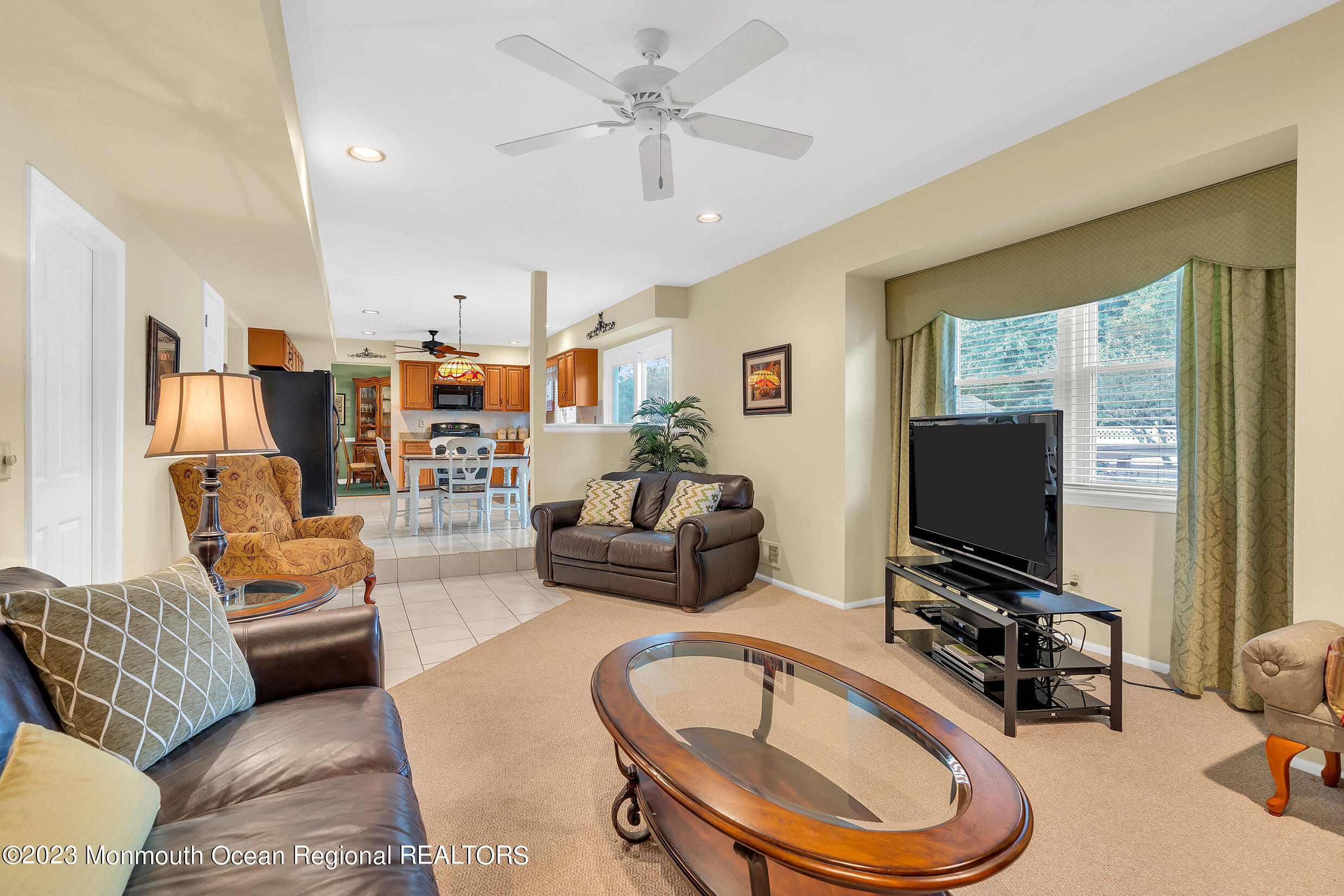 7 Regal Road Manalapan, NJ 07726 - Photo 22 of 36 family room