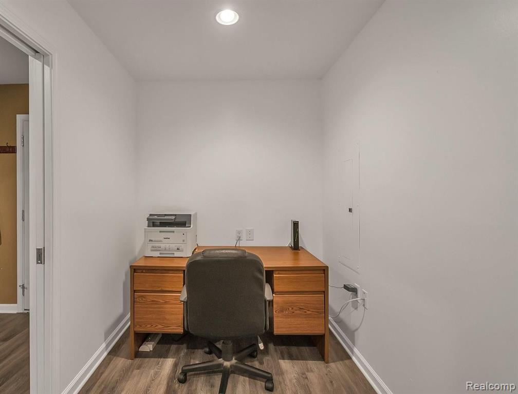 23400 Bohn Road Belleville, MI 48111 - Photo 22 of 43