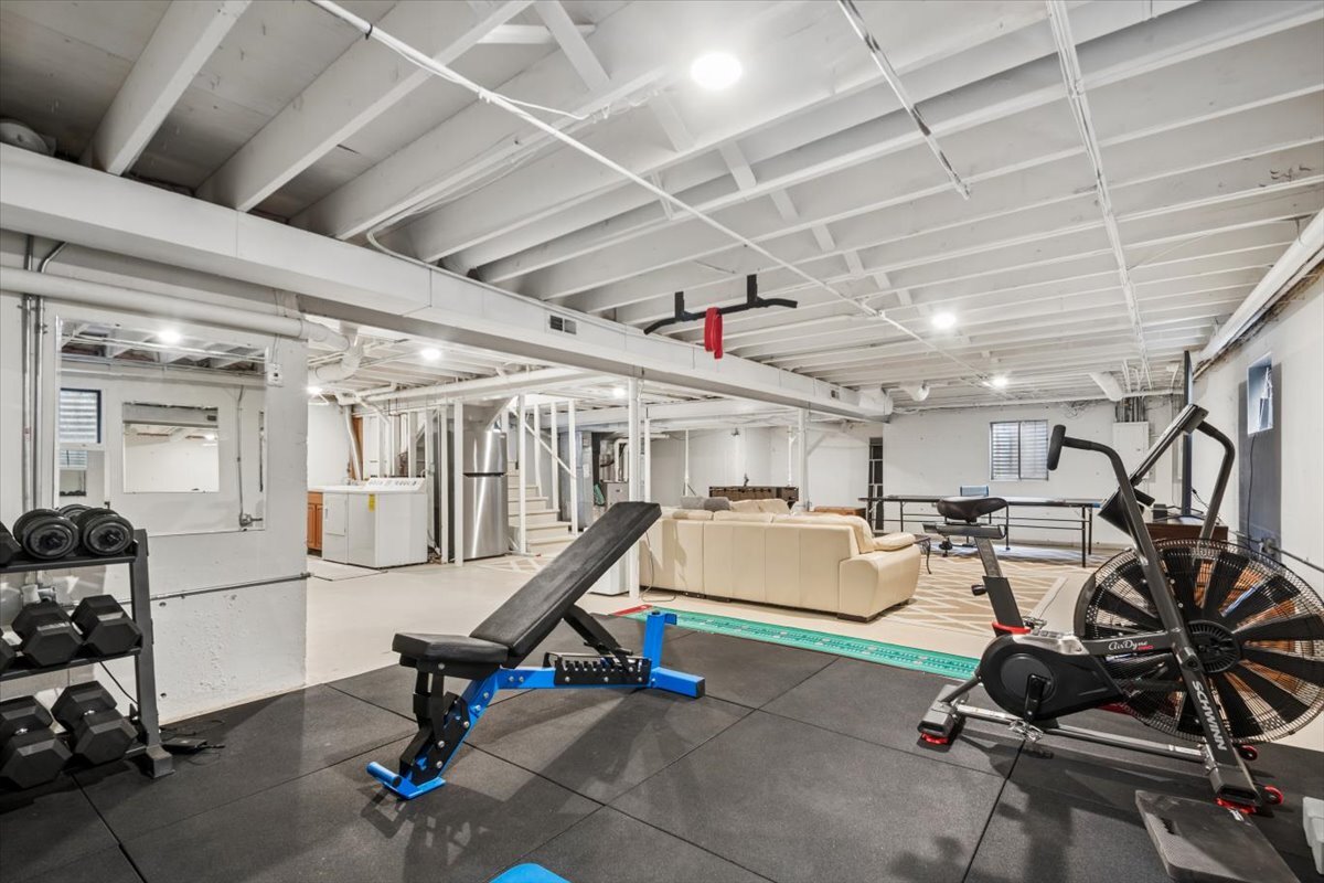 291 Lionel Road Riverside, IL 60546 - Photo 20 of 31