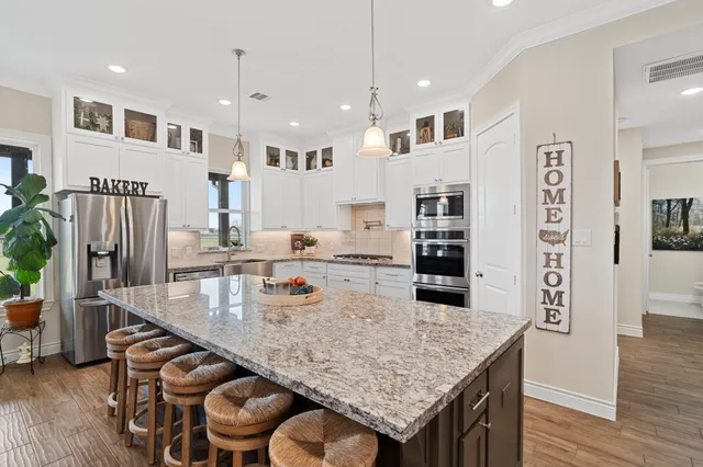 $585,000 | 9719 Neon Moon Drive, Needville, TX 77461