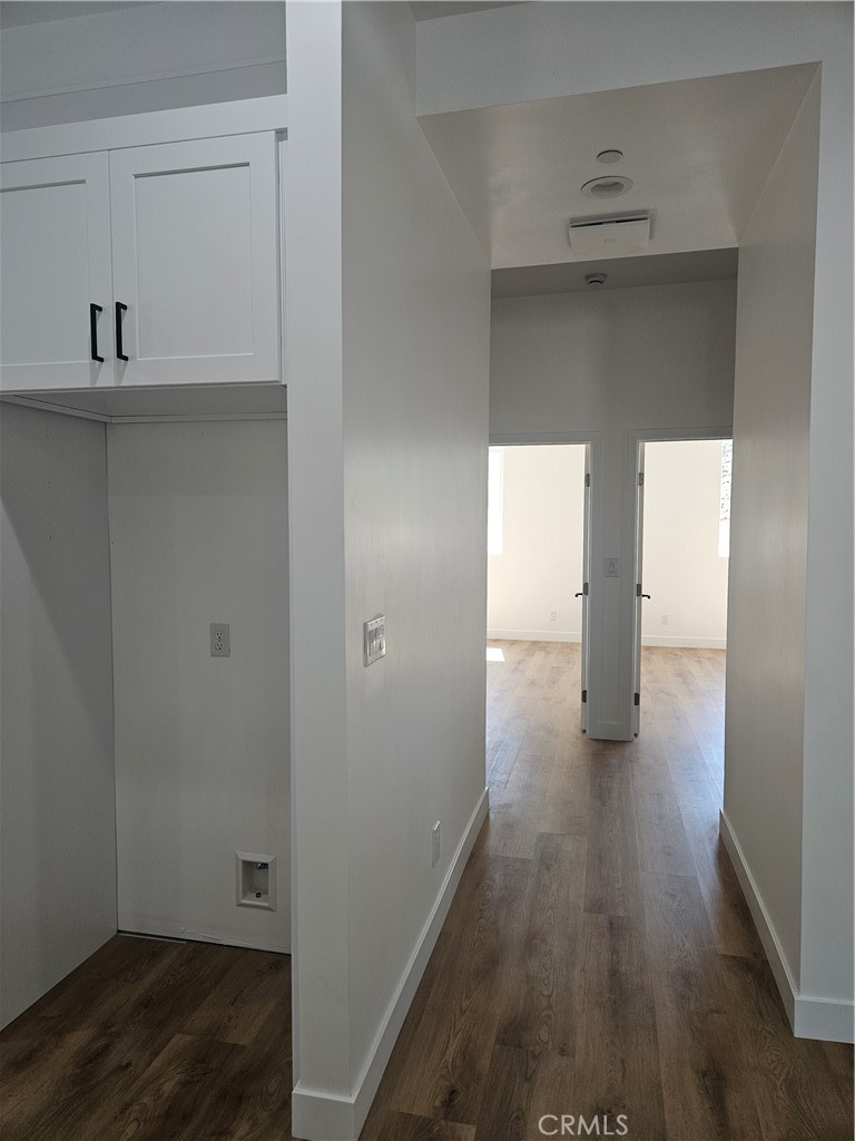 6955 Rhea Reseda, CA 91335 - Photo 6 of 16 Hallway to bedrooms and bathrooms