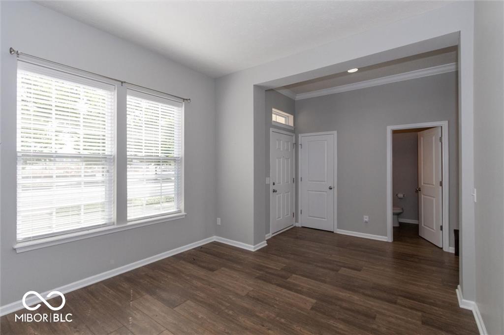 5816 Wheeler Road Indianapolis, IN 46216 - Photo 4 of 21