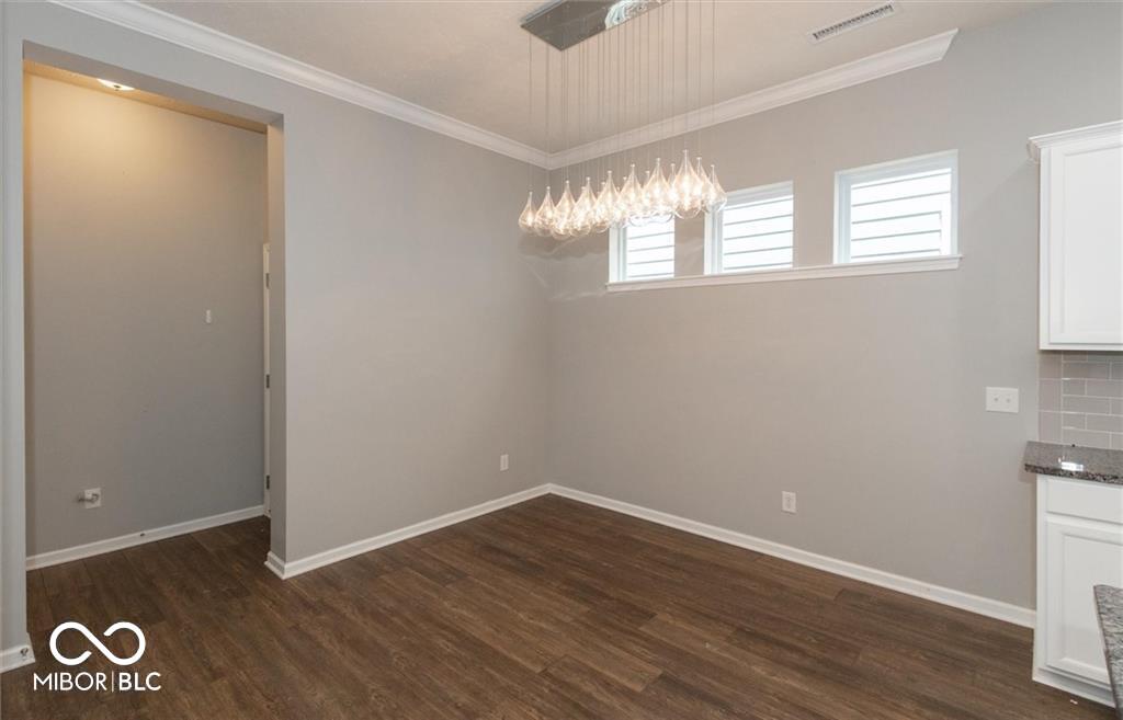 5816 Wheeler Road Indianapolis, IN 46216 - Photo 9 of 21