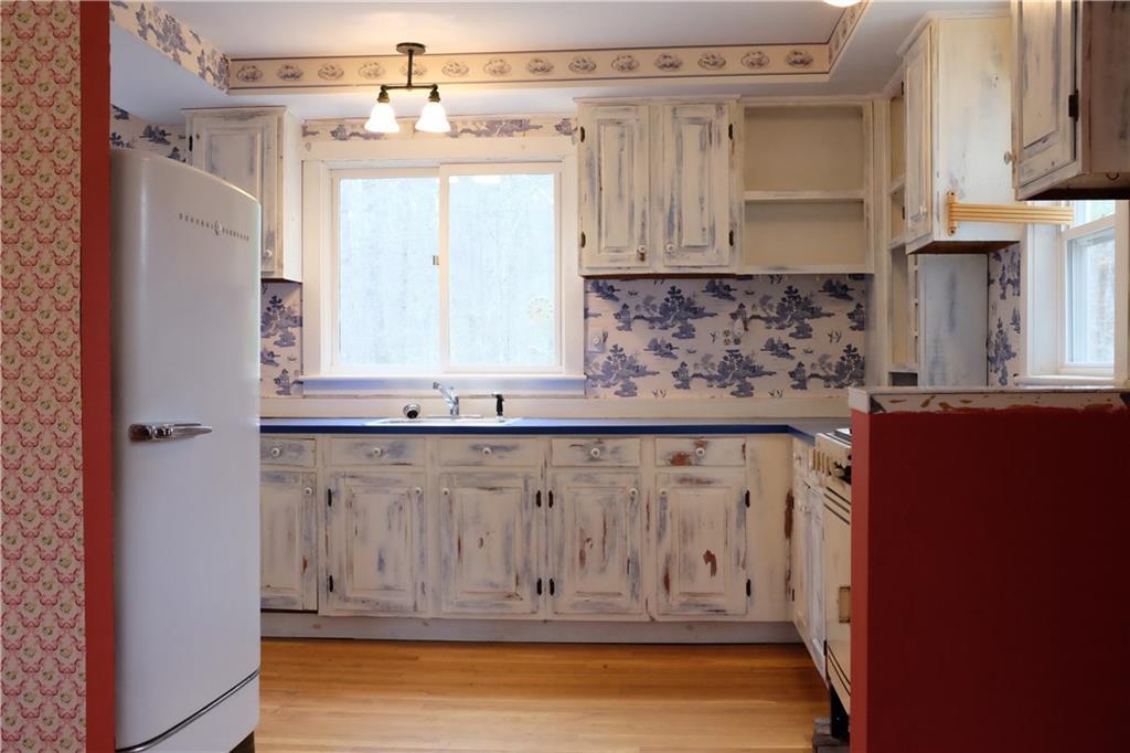 424 New England Road Searsmont, ME 04973 - Photo 7 of 29 Kitchen with retro appliances.