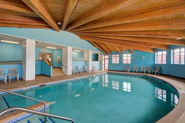 $1,700 | 301 Harbour Town Drive, Unit 406, Madison, WI 53717