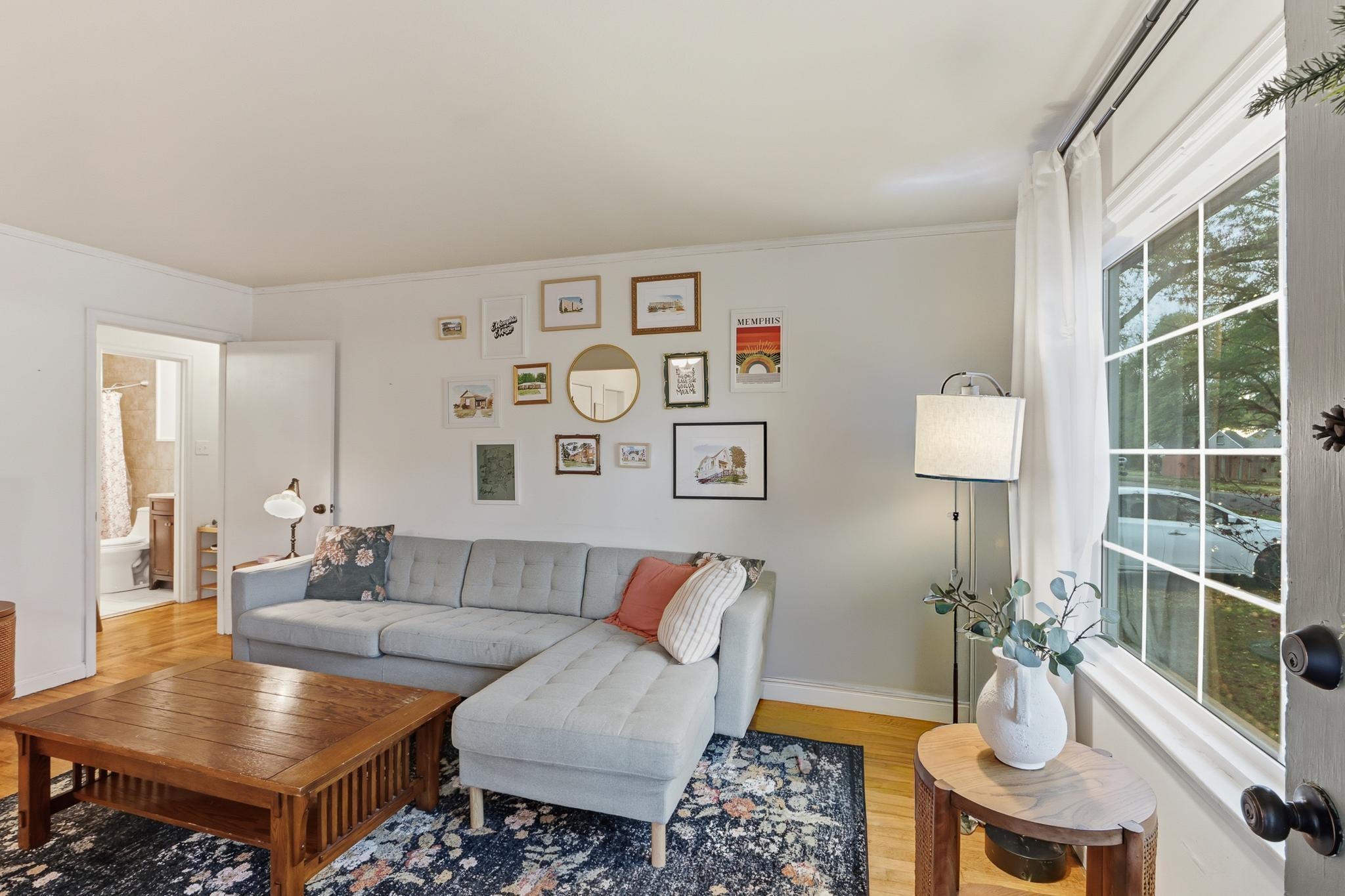 566 Read Street Memphis, TN 38122 - Photo 2 of 22 Gallery Image 2