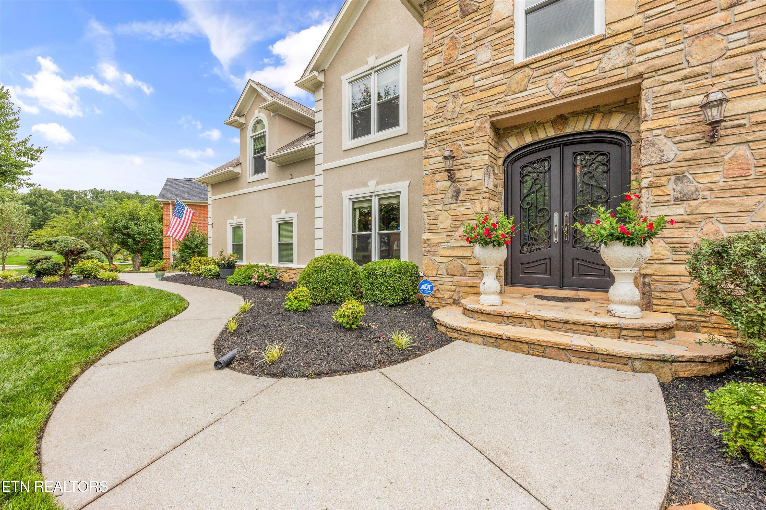 12971 Buckley Road Knoxville, TN 37934 - Photo 2 of 54 Come Inside This 4573 Sq Ft Home