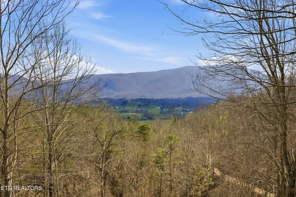 $578,900 | 3132 Wears Overlook Lane, Sevierville, TN 37862